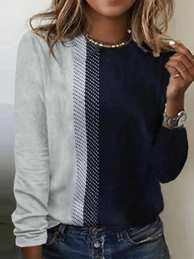 Elegantly Designed Pullover